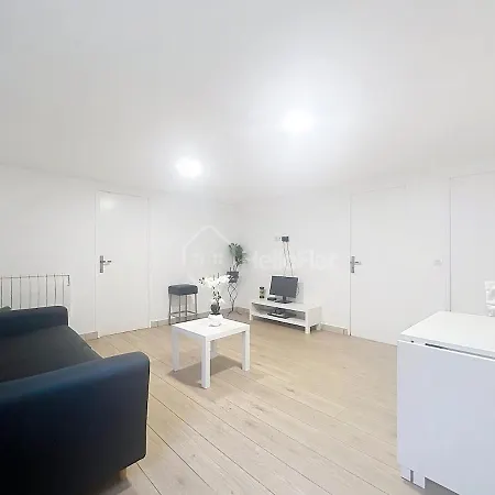 Apartment With Private Garden -